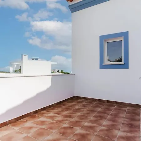 Ferienhaus Paraiso No Espartal - A Short Walk To The Beach!